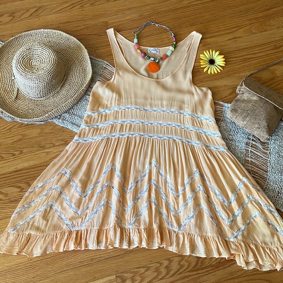 Free People Tops - 🌺 FREE PEOPLE; Sherbert Orange Lace w/Mini White Polka Dots Tunic/Mini Dress S!